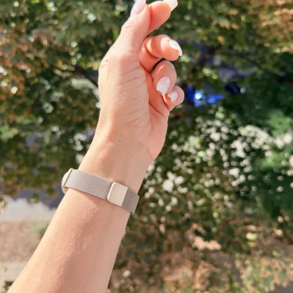 Xiaomi Smart Band 8/9/10 - Milánói mágneses fém óraszíj - pezsgőarany
