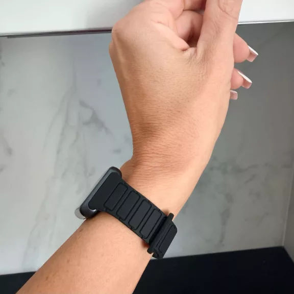 Mybandz Loop mágneses szilikon óraszíj/fekete/ Huawei Band 11/11pro