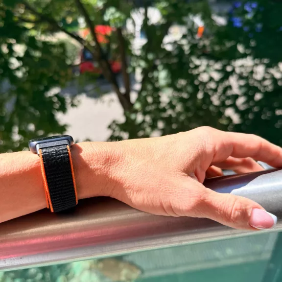 Mybandz Tépőzáras szövet óraszíj /fekete-narancs/ Huawei Band 11/11pro