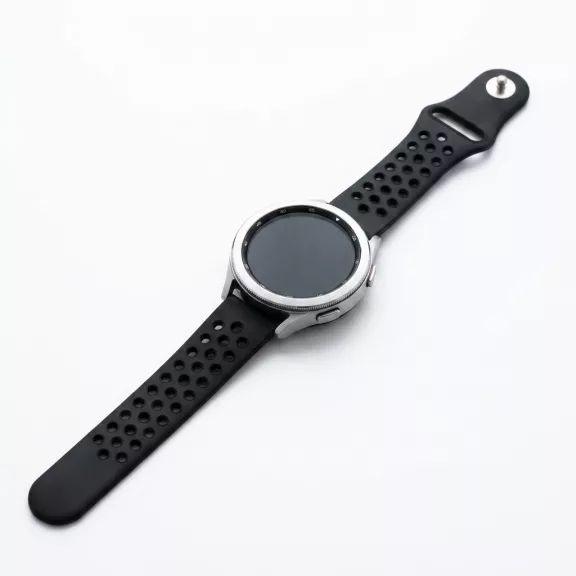 MYBANDZ Lélegző szilikon óraszíj- fekete/ 20mm